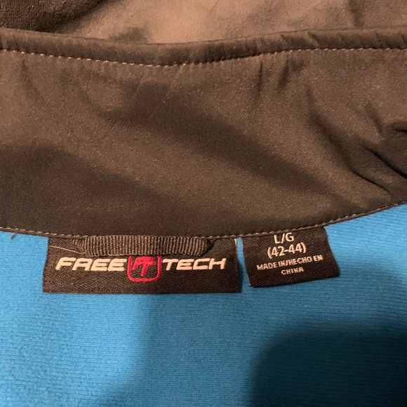 Free Tech Softshell Jacket - Picture 3 of 3